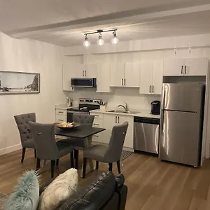  Apartment Adorable 1 Bedroom Suite- A Skip To Galloping Goose
